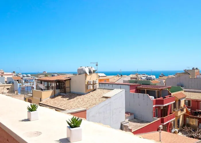 Blue Horizon - Vista Mare Con Ac דירה Portopalo Di Capo Passero